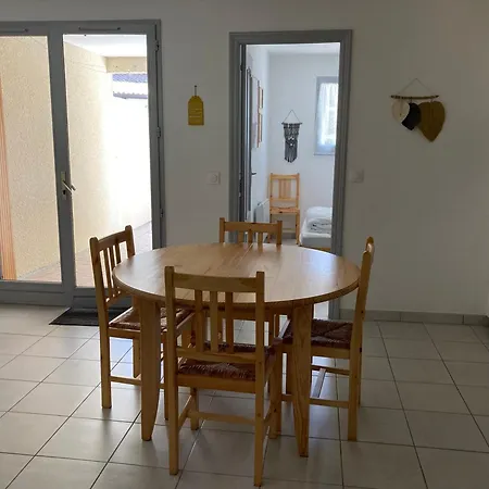 T3 43 M2,belle Terrasse De 20 M2, Idealement Place * 뷰부코레방