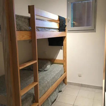 T3 43 M2,belle Terrasse De 20 M2, Idealement Place 아파트